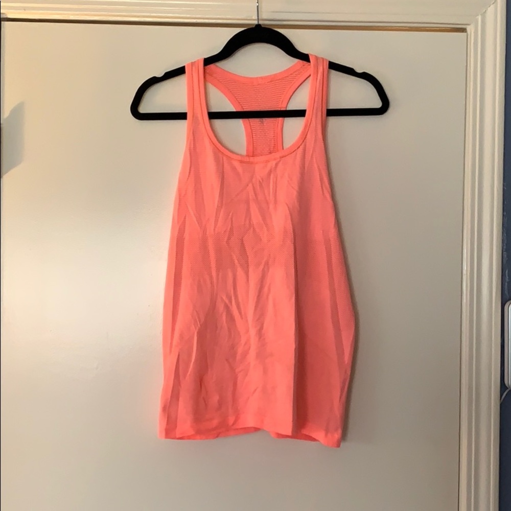 Lululemon swiftly tech racer back size 8
